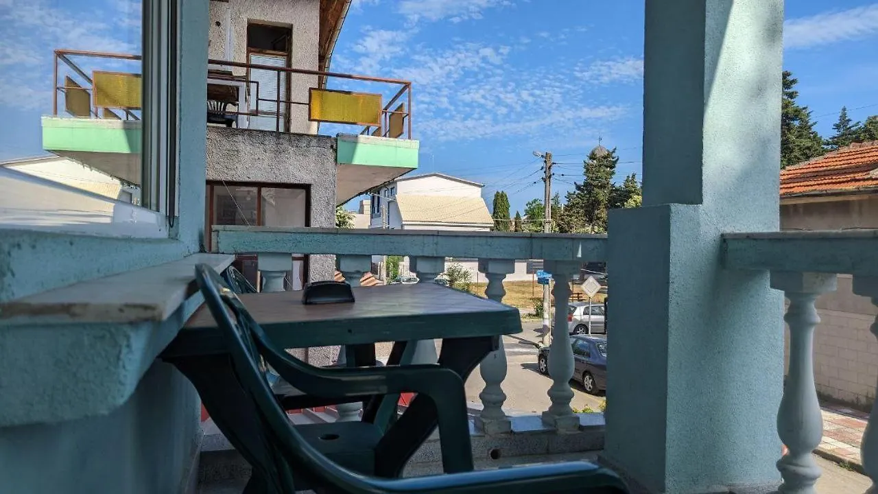 Prima Vera Hotel 프리모르스코