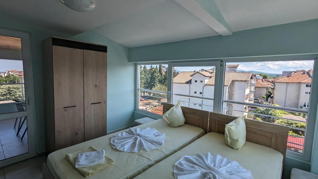 Prima Vera Hotel 프리모르스코 2*,  불가리아