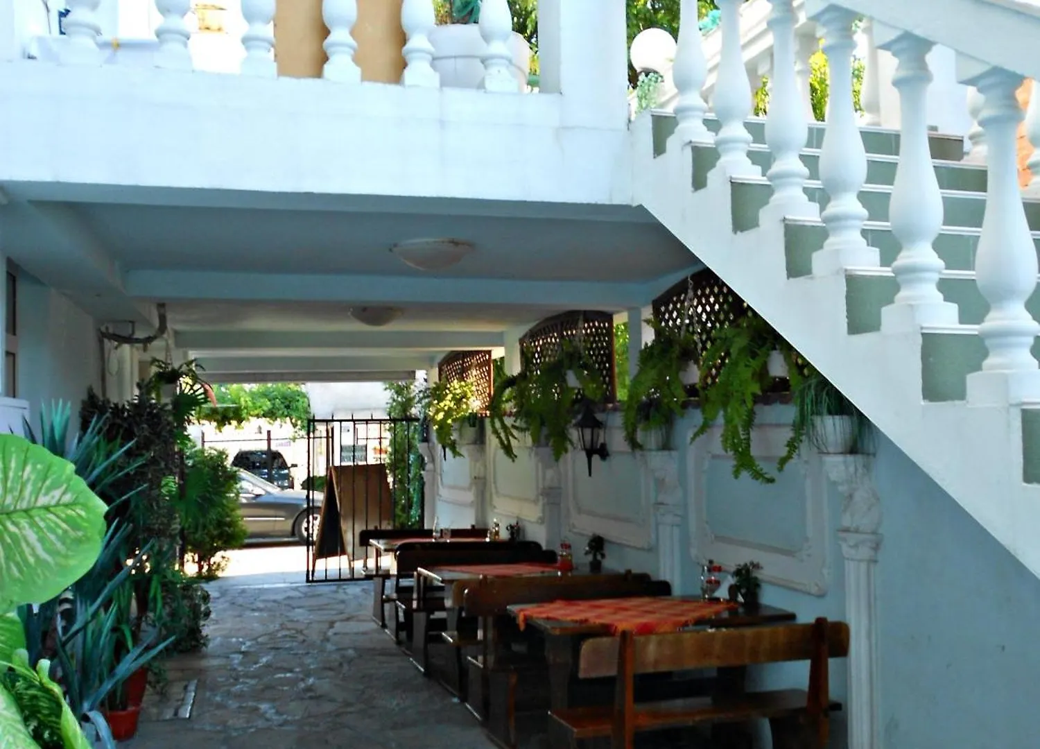 Prima Vera Hotel 프리모르스코
